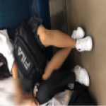 JKの電車対面のエロス