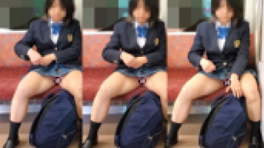 （青チェ）ずっと見えてる制服JKパンツをスマホで（4K動画）