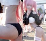 転生したらスライムだった件/ 黒のマイクロビキニを履いた美少女コスプレイヤー