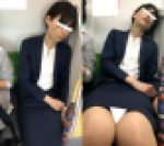 (電車対面）(顔出し)お疲れ模様MAX…お仕事で精根尽き果てちゃったスレンダー美人OLさんを…超至近距離から観察してみました!!
