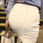 【白エロタイトスカート美女】エロい丸の内OLの白スカートに浮き出る豊満なエロ尻が男のチンポを咥える！【401】