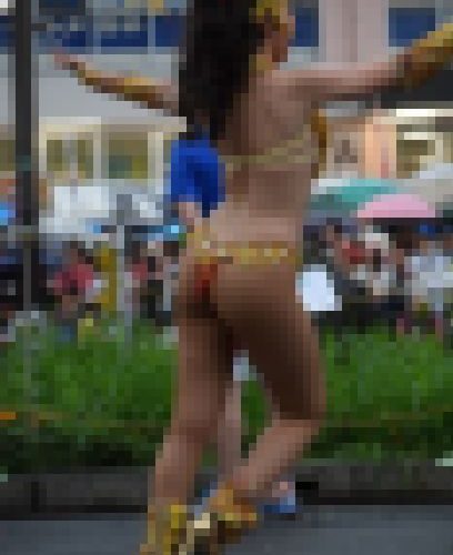 ワキが綺麗なむっちりセクシーサンバダンサー　122枚