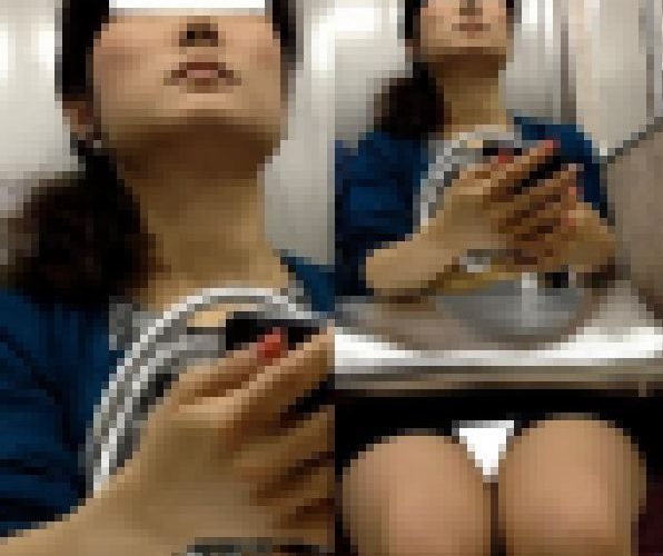 (電車対面）(顔出し)きゅっと閉じて…くぱぁ～…きゅっと閉じてを繰り返す無防備な▼ぞーんを観察してみました!!
