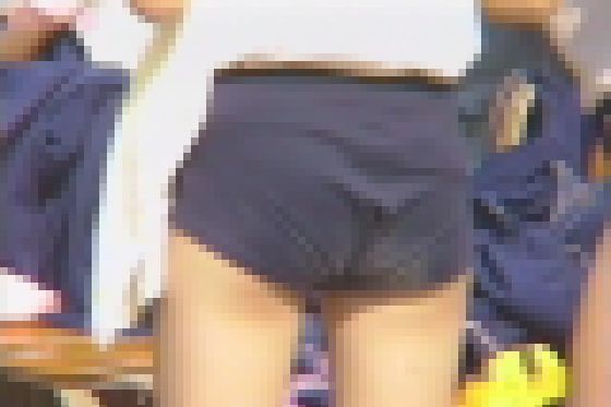【超オススメ】B44:超絶美少女の顔とお尻をバッチリ記録！