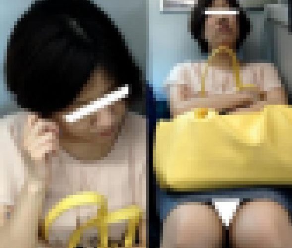 (電車対面）(顔出し)エッチなくちびるのショートカットOLさんの…無防備なお姿を観察してきました!!