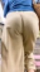 お姉さんの後ろ姿 ８２　食い込み　肉尻　階段 上り　ベージュ　パンツ