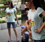 サッカーを楽しむ女の子の胸ポチ画像