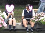 制服姿の可愛いコを発見！！（ＦＨＤ）大変です！！パンツが見えてますよ１