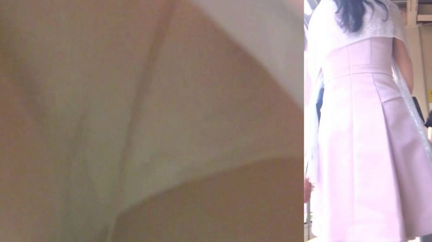 パンチラ盗撮 OLさん パーティドレスの中の白パンツ激写