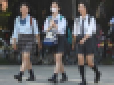 制服姿の女のコを撮影しました！！３７
