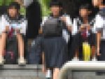 制服姿の女のコを撮影しました！！５２