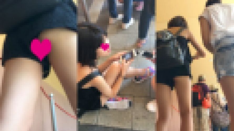 【4K街撮り】テーマパーク!!童顔ＪＫの隙間から尻肉とパンチラ！！