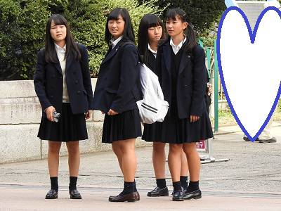 制服姿の女のコを撮影しました！！６３