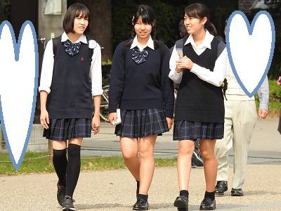 制服姿の女のコを撮影しました！！６５