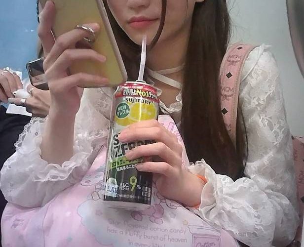 可愛いJKの生脚撮影