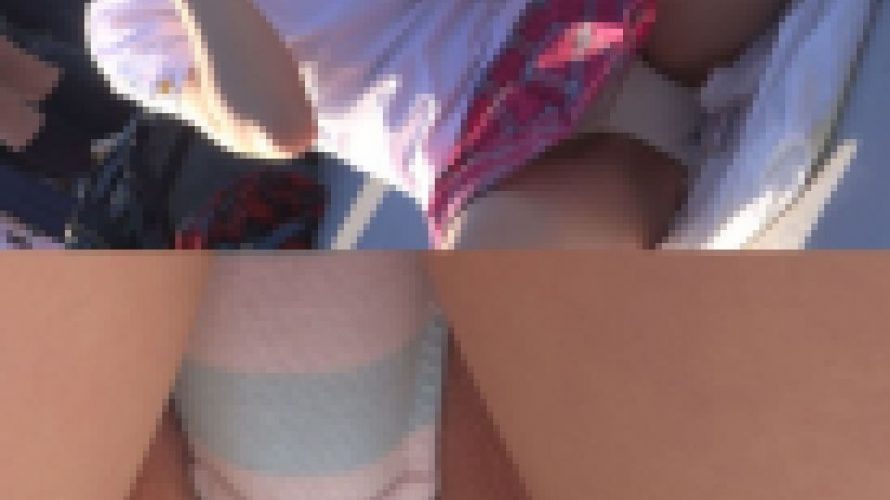 超高画質FHD動画 露出してナンボ！コ○ケで男達の前で平気でパンツをモロ出しにしちゃう露出狂娘達NO-1NO-2セット商品