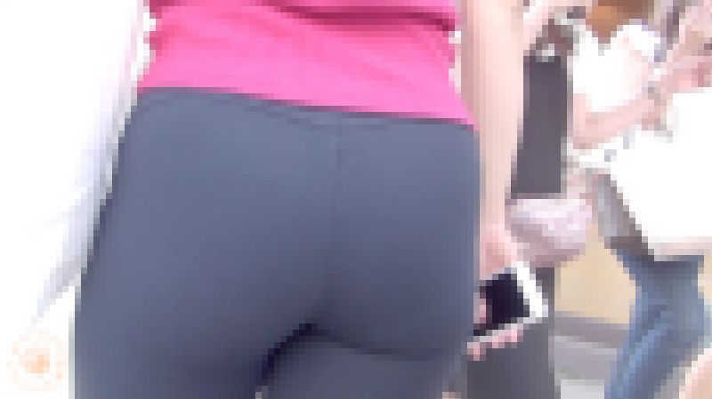 【FHD高画質】篠◯愛似の豊満なスポーツヨガパンJD