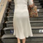 【清楚なセレブ団地妻のエロ尻】大きいお尻はは隠せない！セレブでお尻のシルエットも最高妻【498】