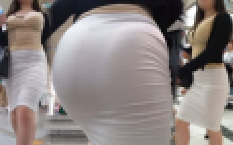 【フルHD 高画質】肉感ピチピチのデカ尻女子！！ケツ肉も盛り上がり具合がヤバイ！！