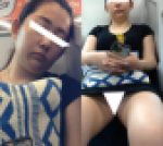 (電車対面）(顔出し)休日の…むちむちボディのOLさん…くぱぁ～っとひらいちゃった無防備お股を定点観察!!