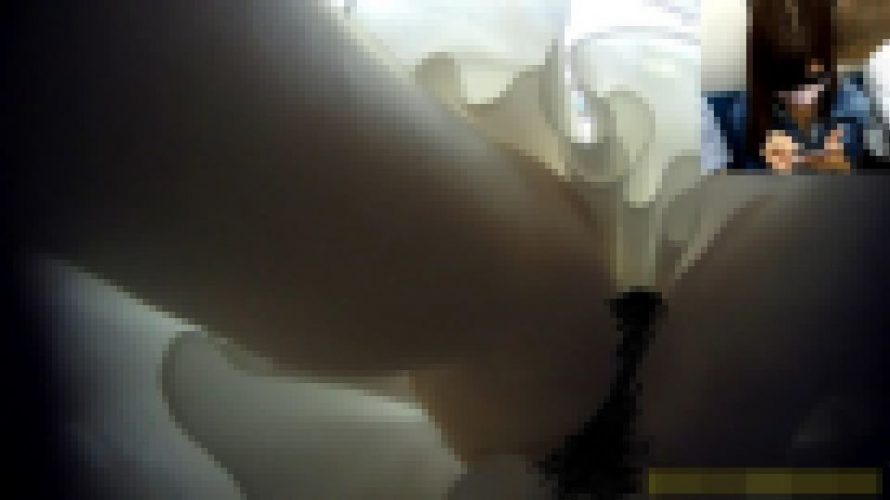 白ロンスカ逆さ撮り