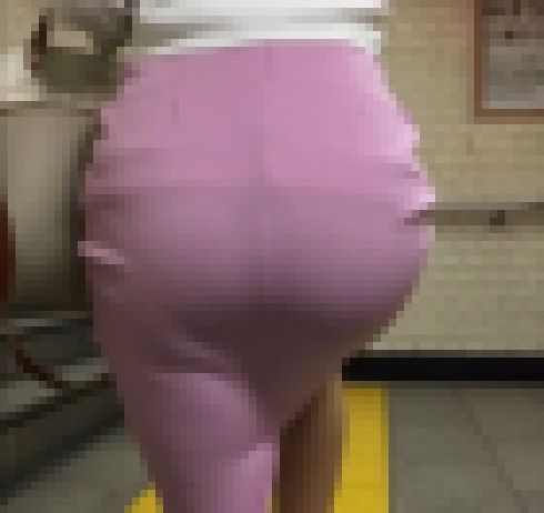 【2名・美尻！エロ尻！働くOLのタイトスカート姿】