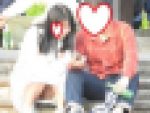 彼氏とイチャイチャ・・・お座りお姉さん発見！！（ＦＨＤ）大変です！！パンツが見えてますよ７７
