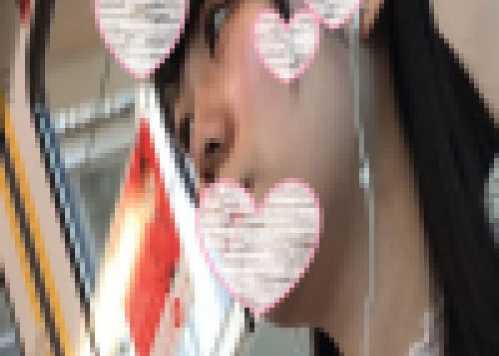 近づくと興奮する大学生のスベスベ肌　2
