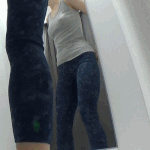 【TバックOLの試着室】お座りで膨張するデカ尻と穴あきエロパンティ！