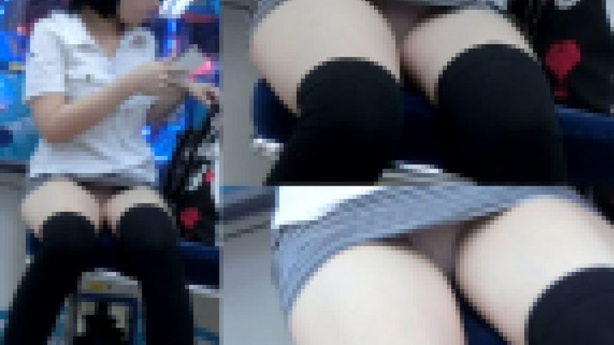 GCにてモロにPが見えちゃってるロリ娘の無防備パンチラ盗撮動画（Full HD）