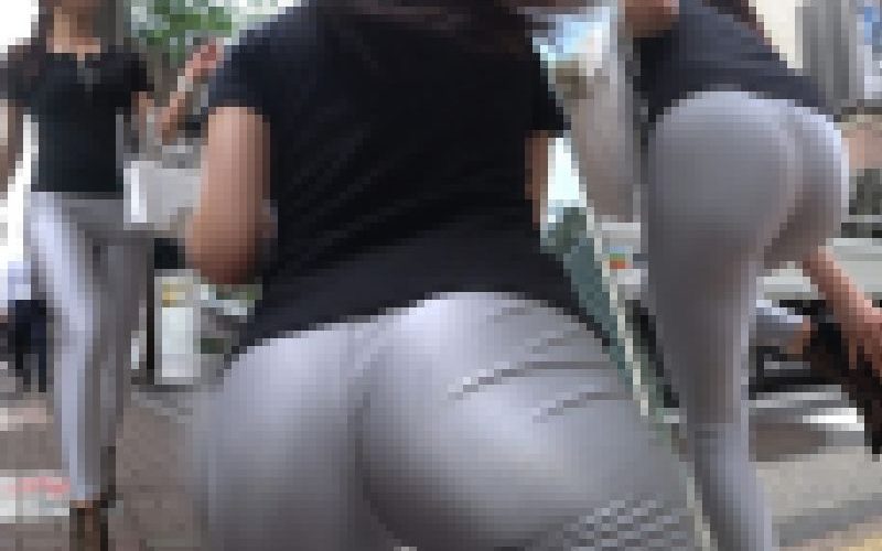 【超高画質】有名私立現役女子大生の光沢レギンス尻！超スレンダー美ボディにプリーン♪とした尻肉が最高です！