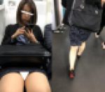 (電車対面）(顔出し）ミニタイトスカートでパンストあんよをむき出しにして攻める人妻OLさん…ミニタイトぷり尻も観察してみました!
