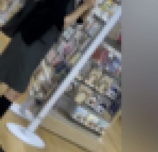 ２カメラで逆さ撮り！3人収録