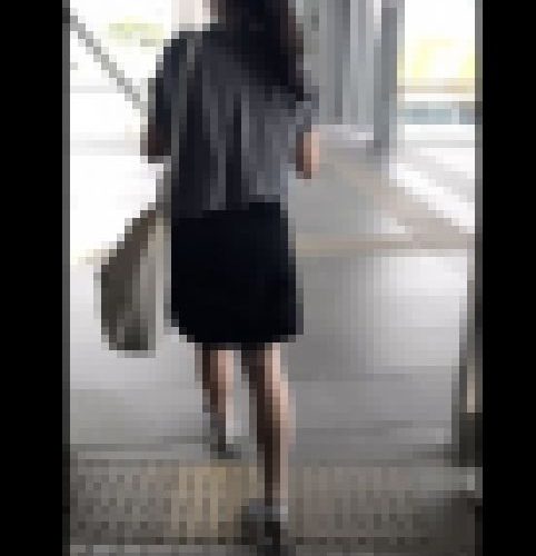 女子大生2人の美脚！生足！