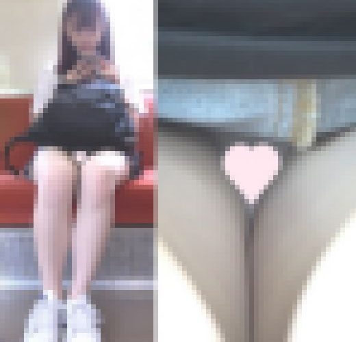 [4K動画][顔出し]超かわいい美女のミニスカデニムがまくれて薄ピンクパ〇ツさらに見せてくれてます[ドアップあり]電車からの風景