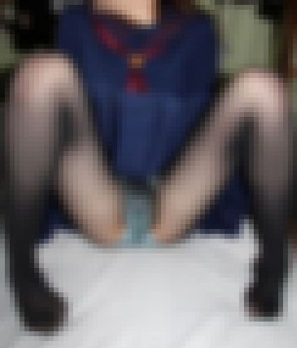再販版　これは絶対抜けます！完全顔出し　素人　本物制服撮影　セーラー服　黒パンスト画像1