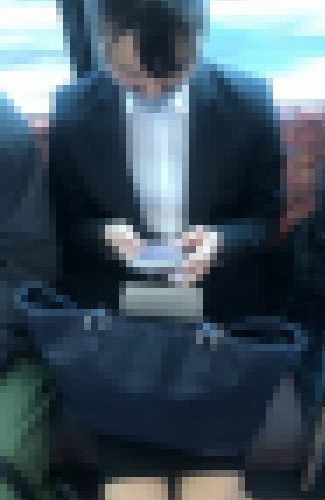 勉強熱心なﾐﾆｽｶﾘｸｽｰ女良を視姦＾＾