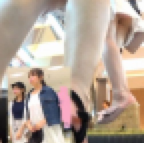 美人2人をストーキング