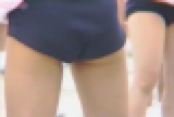 【新作】B59:発育良好のお尻をローアングルで！