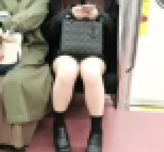 ずっと丸見えお姉さん