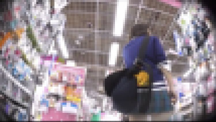 【青チェ】下から接写盗撮