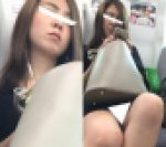 (電車対面）(顔出し）ミニタイトのワンピースから…艶々のむっちりふとももをむき出しにする…ロングヘアの美人OLさんを観察してみま