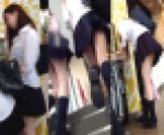 超ミニスカJ○２人の魅惑の生太もも生パンチラ隠し撮り★