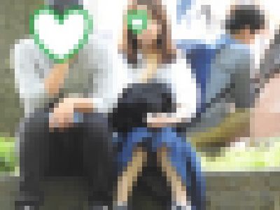 お座りお姉さん発見！！（ＦＨＤ）大変です！！パンツが見えてますよ１０７