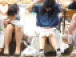 お座りお姉さん発見！！（ＦＨＤ）大変です！！パンツが見えてますよ１１６