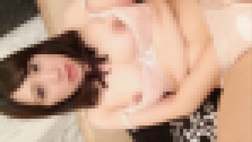 【自画撮りオナニー】個人撮影?推定18歳?東京外語大生♪インテリネイティブ♪Hオナ?