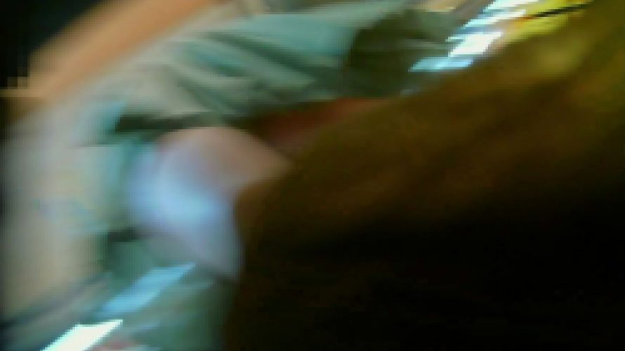 パンチラ逆さ撮り中にカメラを蹴られましたｗ丸見えふんわりロングスカート【動画】4作品セット販売 007 001 011 014