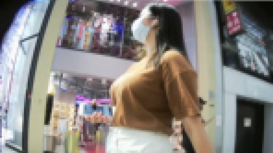 私の爆乳で挟んでパフパフすると男の子はすぐ射ちゃうの(>_<)