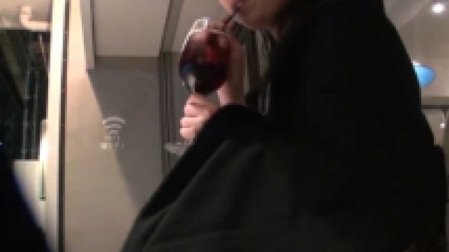 【個人撮影】黒髪清楚な音大生のイキ狂い…見た目からは意外なハスキーな喘ぎで「ヤバい！イッちゃう」連発…潮吹き、アナル舐めまでして