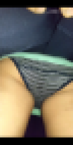 けしからん、エスカレーターで盗撮を警戒して最後尾に乗るような娘には悪戯≪厳選いいとこ取りpart.3≫【携帯用・縦動画】